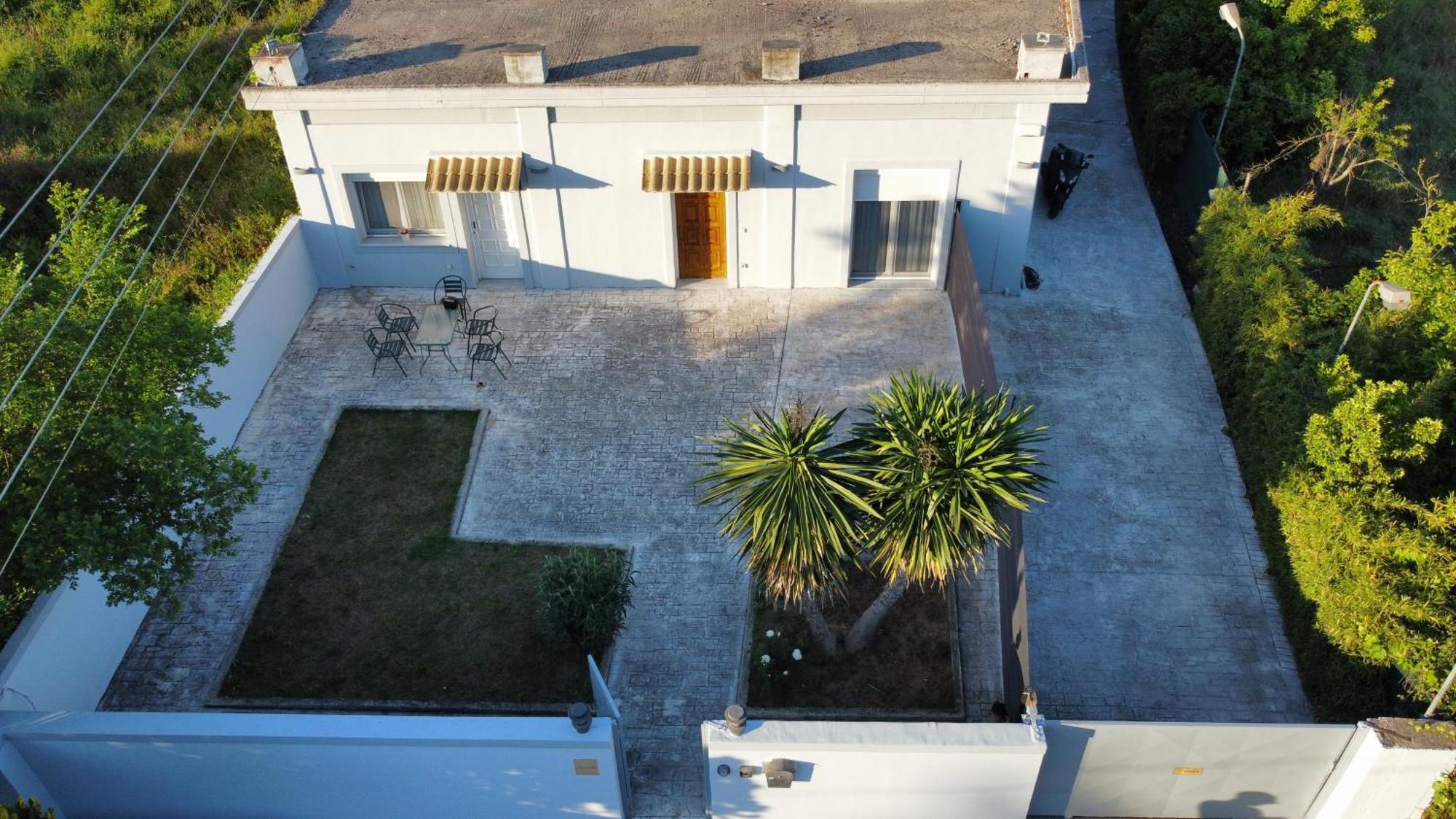 Villa Intemella Kompítsion Exterior foto